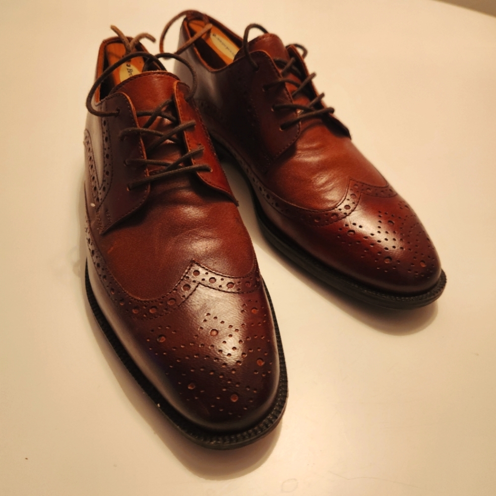 Oxford brown leather European dress shoes Gino Rossi